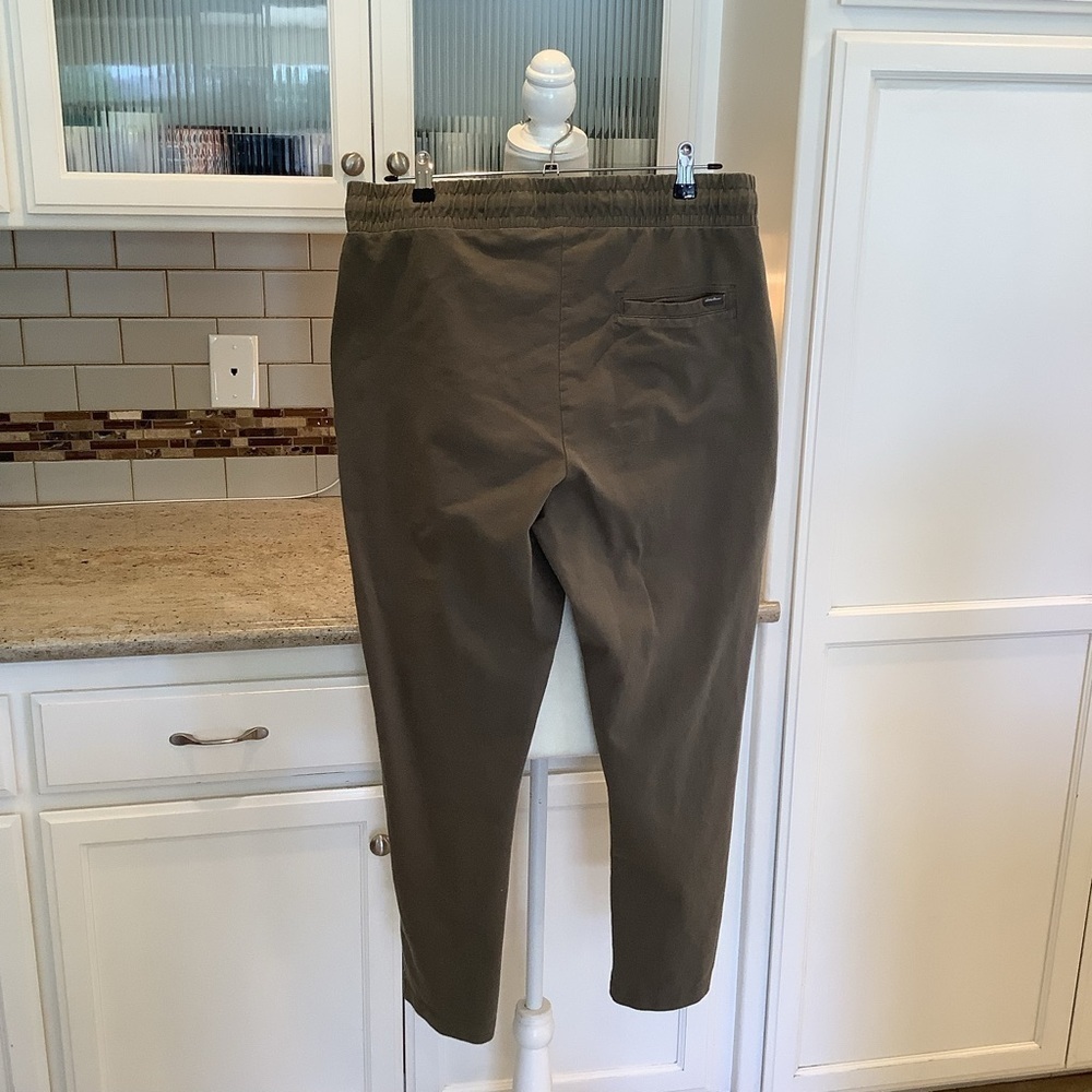 Eddie Bauer Green Knit Pull On Pants Size Medium With Drawstring - Picture 3 of 7